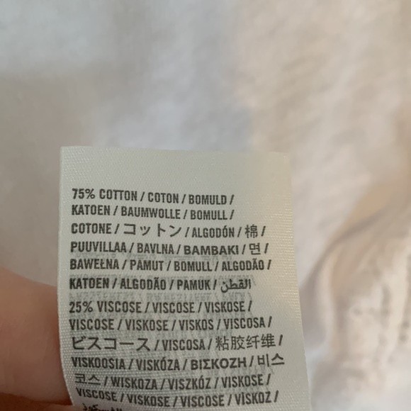 Abercrombie & Fitch Lace Tank Top with Open Lower Back in White XS - Picture 7 of 9